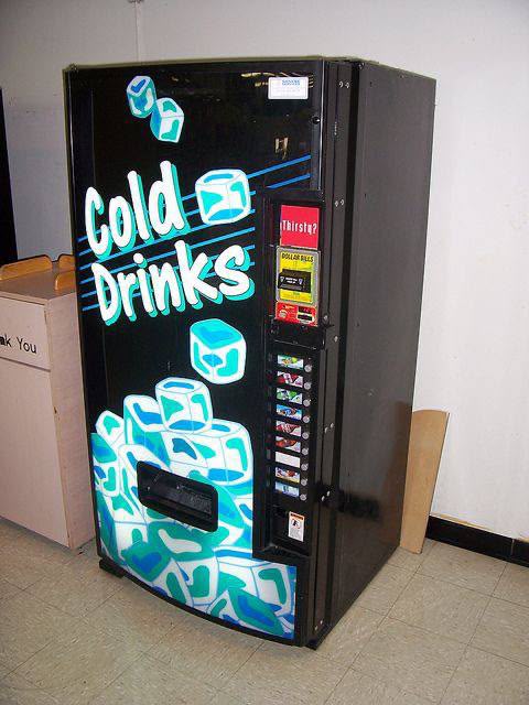 Cold Drinks Can Machine — Ice Design vending machine for sale UK